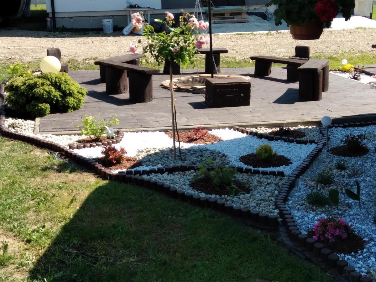 Vila Domek Na Prerii Ustrzyki Dolne Exteriér fotografie